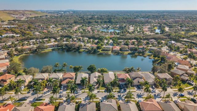 3800 WOODFIELD Drive, Coconut Creek, FL 33073