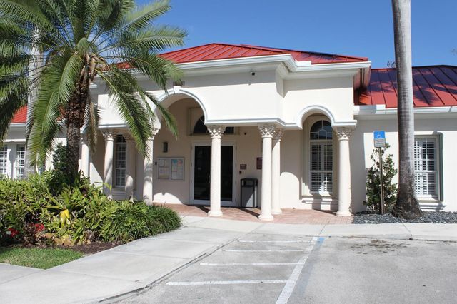 3800 WOODFIELD Drive, Coconut Creek, FL 33073