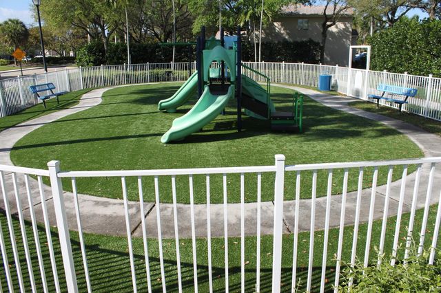 3800 WOODFIELD Drive, Coconut Creek, FL 33073