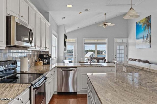 1102 Canal Drive Unit B, Carolina Beach, NC 28428