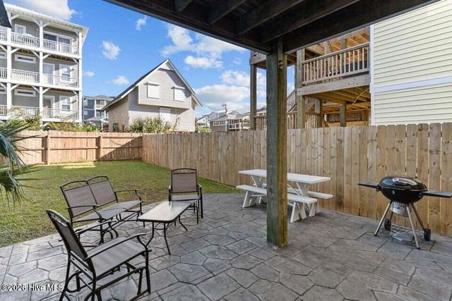 1102 Canal Drive Unit B, Carolina Beach, NC 28428