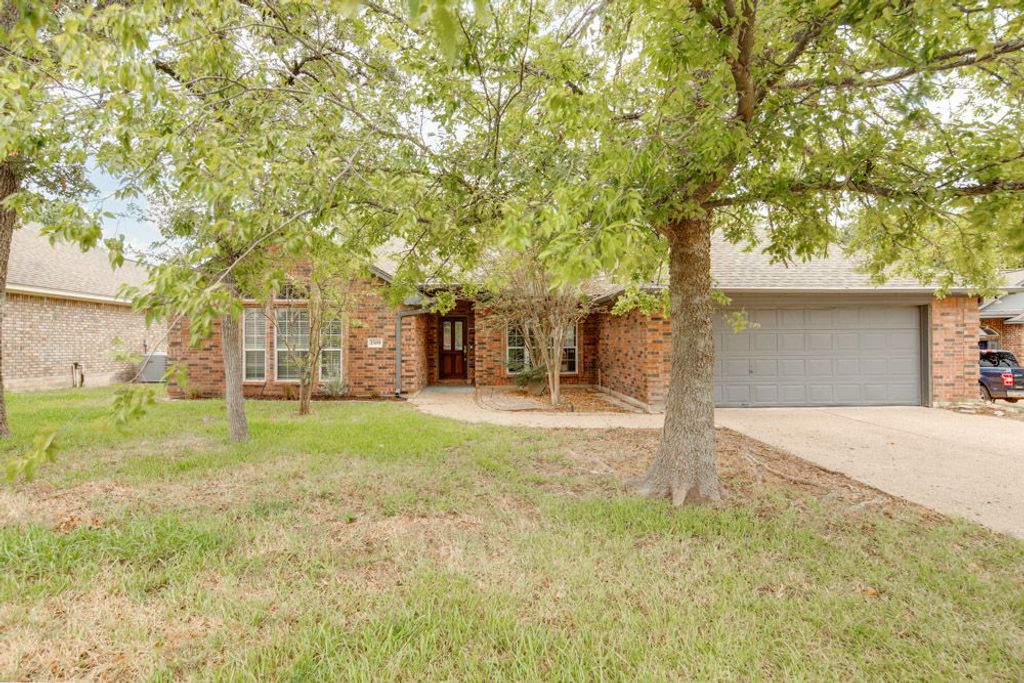 2309 North Pioneer Trail, Bryan, TX 77808 — exterior