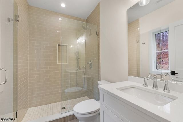 10 Twin Brooks Ct, Warren Twp., NJ 07059