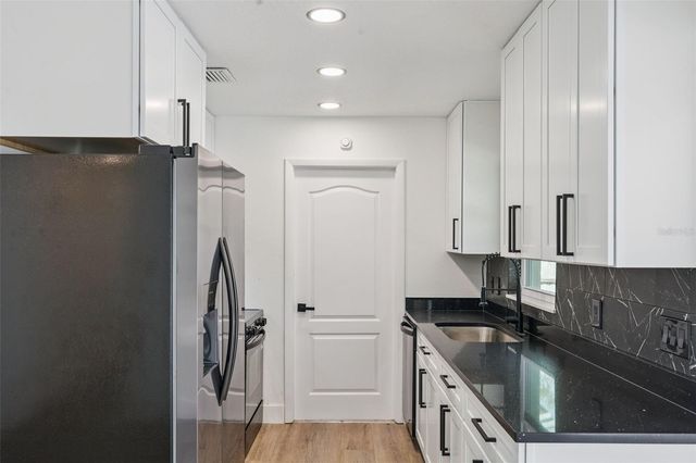 472 LITTLE ROCK STREET, Ocoee, FL 34761