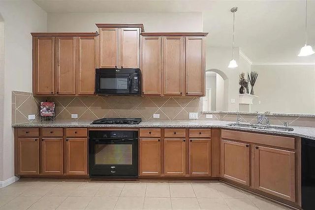 3 Cinque Terre Drive, Missouri City, TX 77459