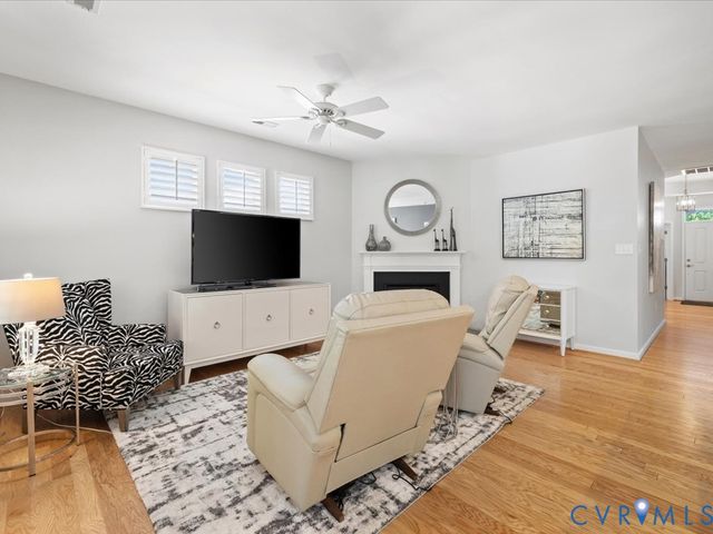 8088 Saddle Crest Dr, Mechanicsville, VA 23111