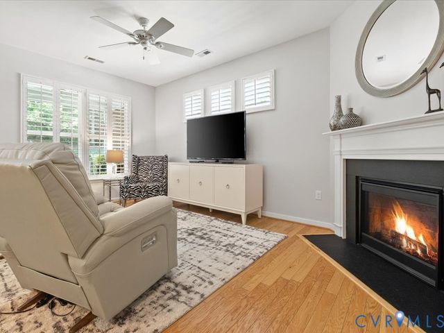 8088 Saddle Crest Dr, Mechanicsville, VA 23111