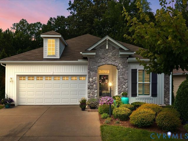 8088 Saddle Crest Dr, Mechanicsville, VA 23111