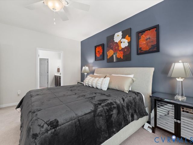 8088 Saddle Crest Dr, Mechanicsville, VA 23111