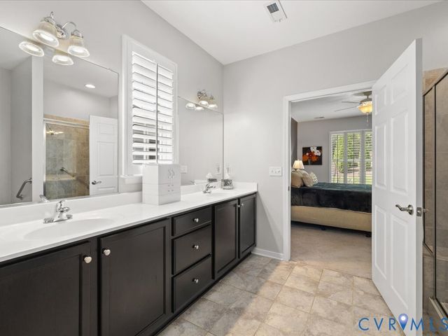 8088 Saddle Crest Dr, Mechanicsville, VA 23111
