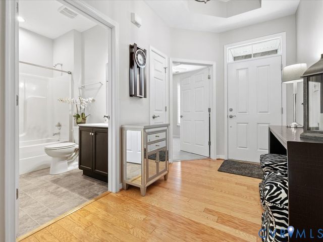 8088 Saddle Crest Dr, Mechanicsville, VA 23111