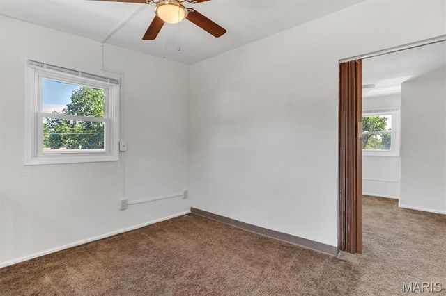 10724 Saint Matthew Lane, St Ann, MO 63074
