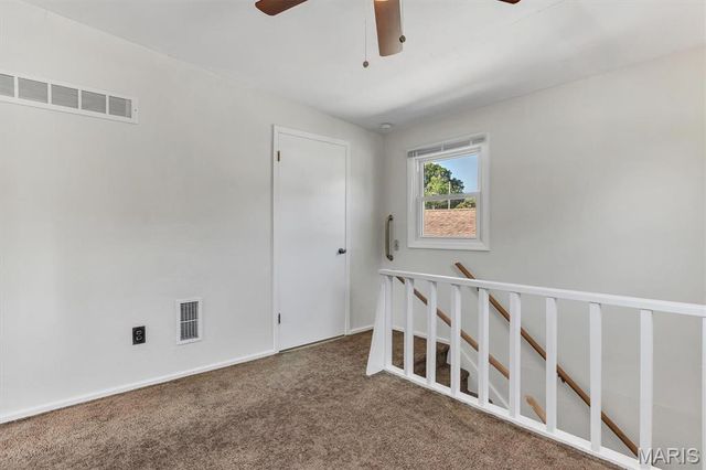 10724 Saint Matthew Lane, St Ann, MO 63074