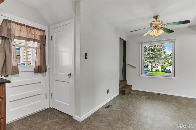 10724 Saint Matthew Lane, St Ann, MO 63074