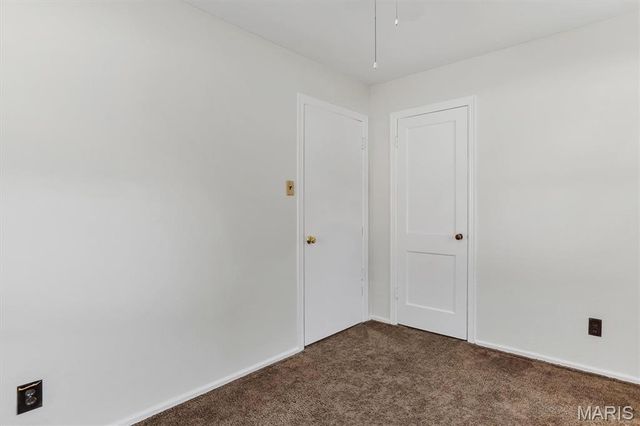 10724 Saint Matthew Lane, St Ann, MO 63074