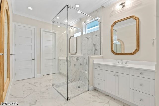 8783 Calypso CT, Naples, FL 34112