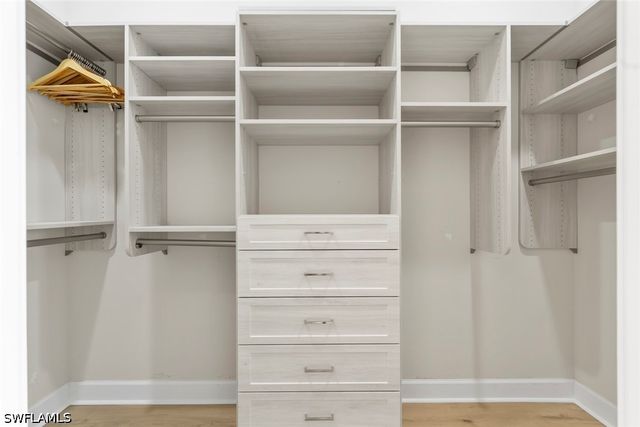 8783 Calypso CT, Naples, FL 34112