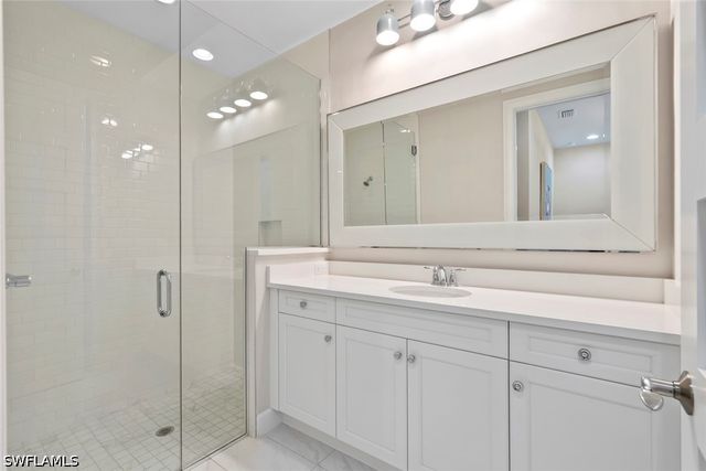 8783 Calypso CT, Naples, FL 34112