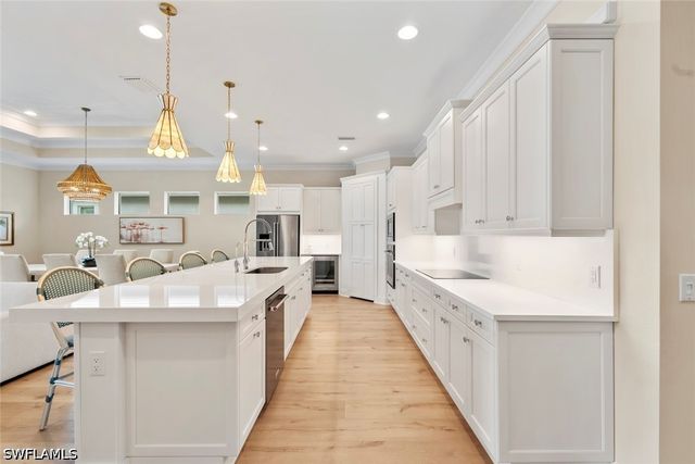 8783 Calypso CT, Naples, FL 34112