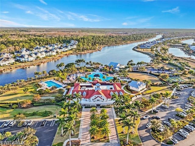 8783 Calypso CT, Naples, FL 34112