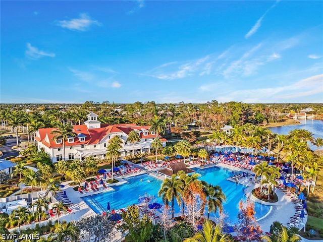 8783 Calypso CT, Naples, FL 34112