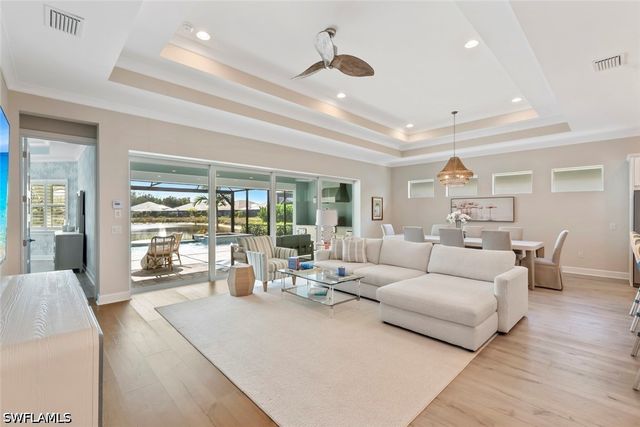 8783 Calypso CT, Naples, FL 34112