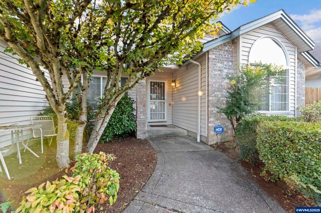 4278 Oriole Ct NE, Salem, OR 97305