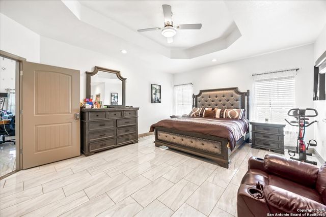 6653 Fm 539, Floresville, TX 78114