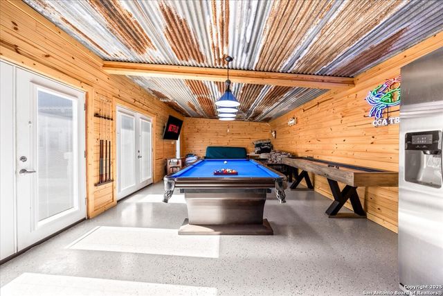 6653 Fm 539, Floresville, TX 78114