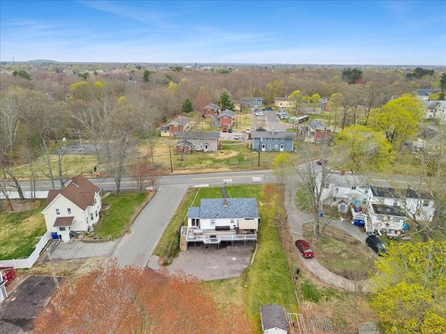 198 Highland St, Taunton, MA 02780