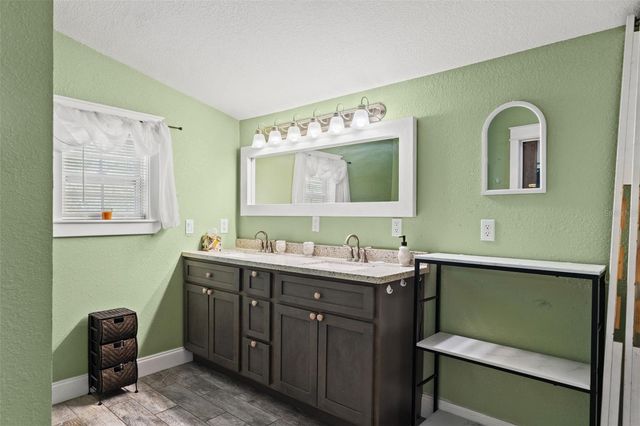 7876 RIDGE ROAD, Weeki Wachee, FL 34613