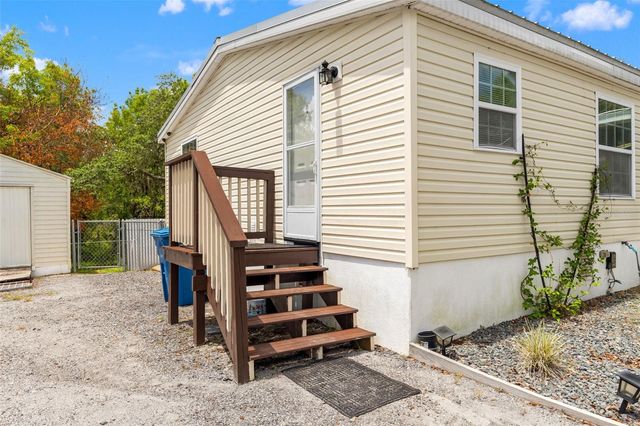 7876 RIDGE ROAD, Weeki Wachee, FL 34613