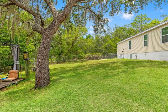 7876 RIDGE ROAD, Weeki Wachee, FL 34613