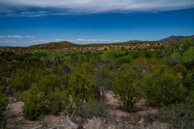 7 Rancho De Ortiz, Santa Fe, NM 87506