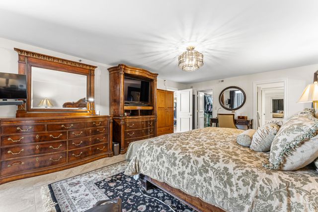 1167 Hillsboro Mile 709, Hillsboro Beach, FL 33062