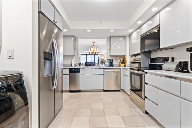 1167 Hillsboro Mile 709, Hillsboro Beach, FL 33062