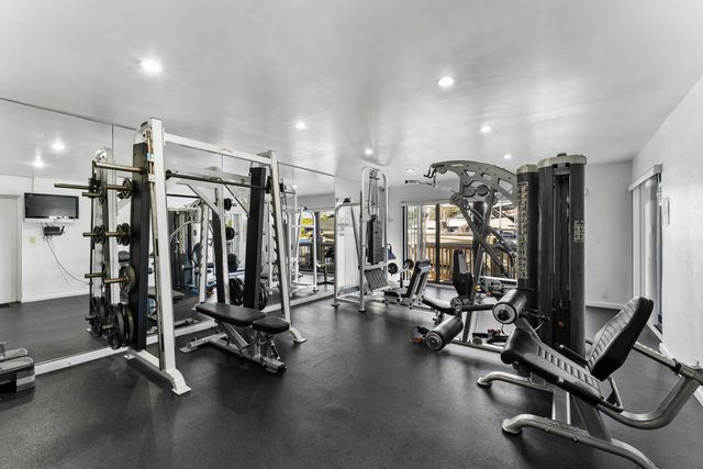 1167 Hillsboro Mile 709, Hillsboro Beach, FL 33062