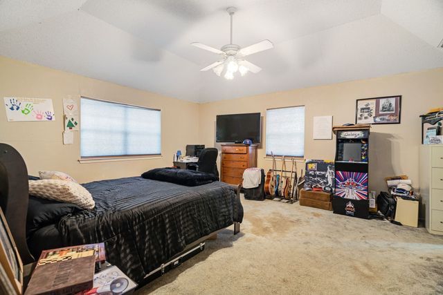 4315 Lakeshore Drive, Reno, TX 75462