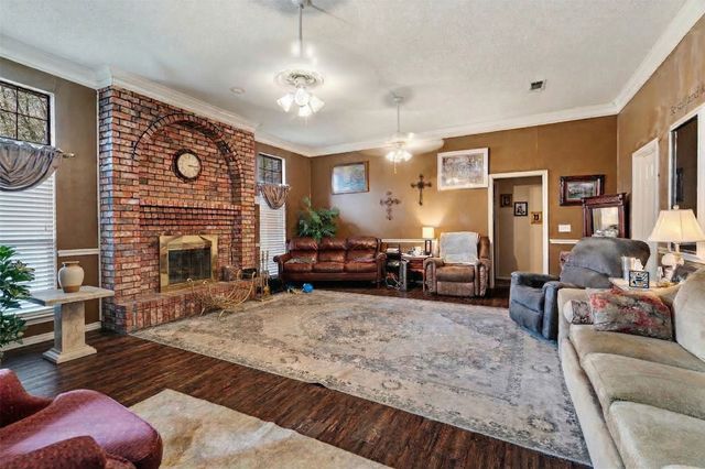 4315 Lakeshore Drive, Reno, TX 75462