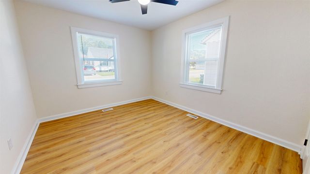 1052 Harrison Street, Milton, WV 25541