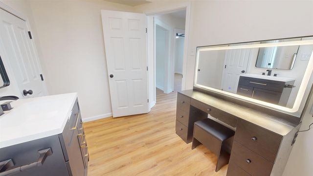 1052 Harrison Street, Milton, WV 25541