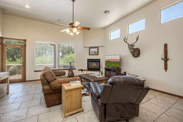 1536 fairway village Drive, Las Cruces, NM 88007