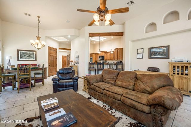1536 fairway village Drive, Las Cruces, NM 88007