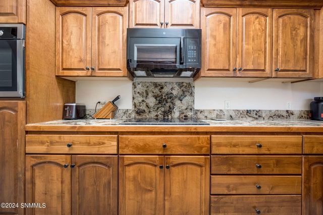 1536 fairway village Drive, Las Cruces, NM 88007