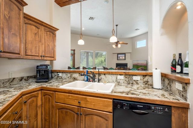 1536 fairway village Drive, Las Cruces, NM 88007
