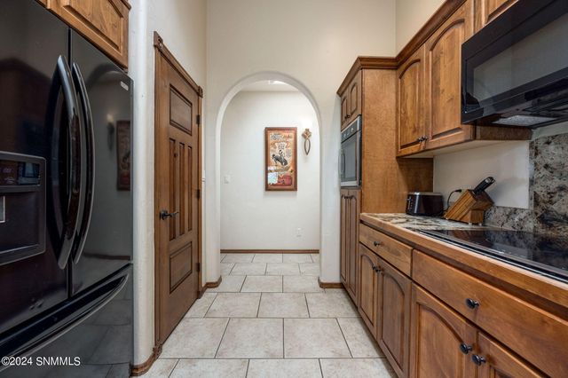 1536 fairway village Drive, Las Cruces, NM 88007