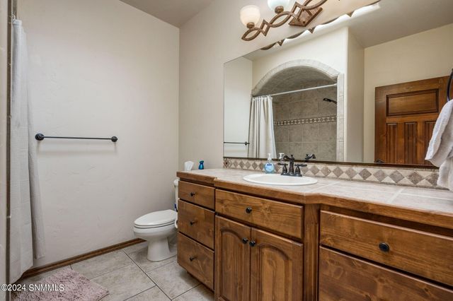 1536 fairway village Drive, Las Cruces, NM 88007