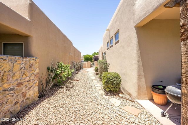 1536 fairway village Drive, Las Cruces, NM 88007
