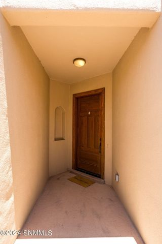 1536 fairway village Drive, Las Cruces, NM 88007