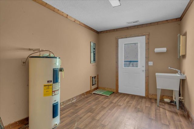 360 Dixon Cove Road, Sequatchie, TN 37374